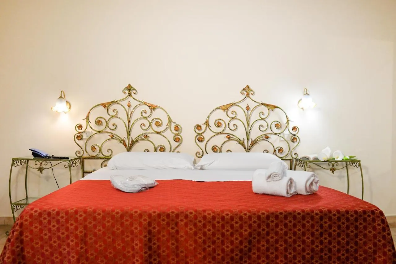 Hotel City Бари