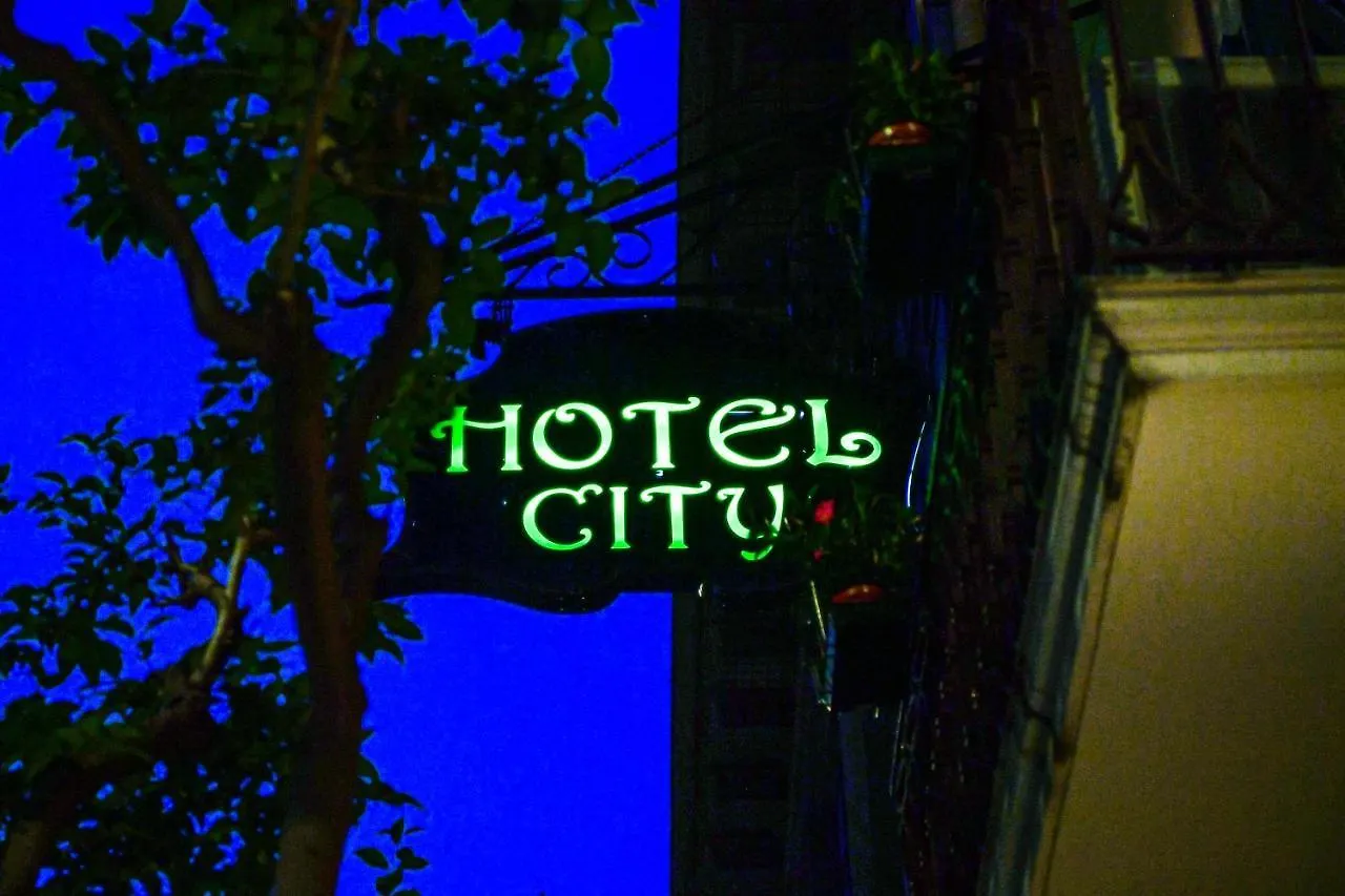 **  Hotel City Бари Италия