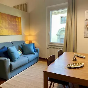 Novella's Loft Near Santa Maria Novella Station Florencia